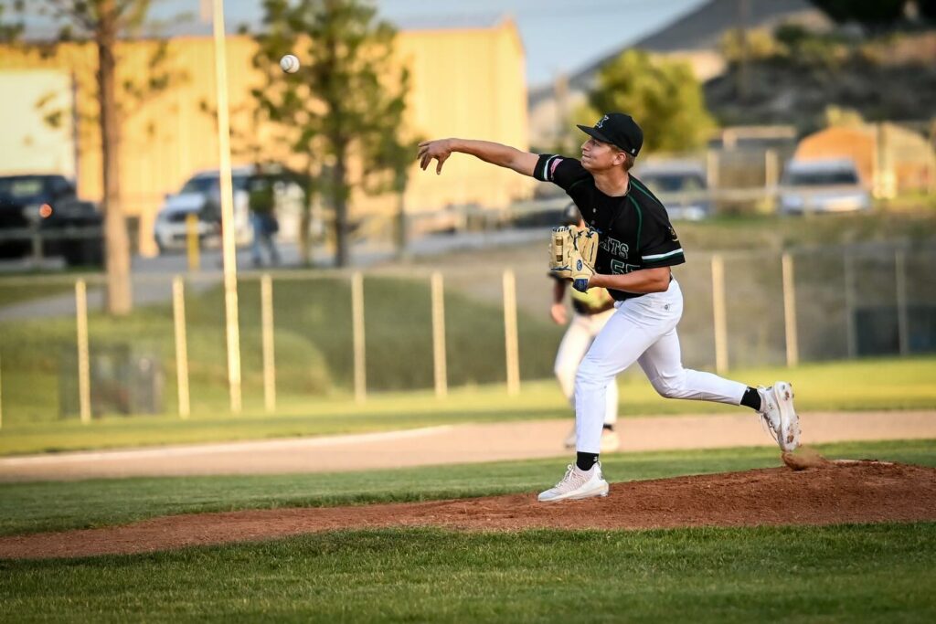 Green River Finishes 2-4 at Knights Invite