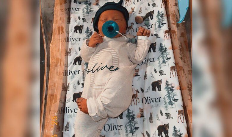 Birth Announcement: Oliver Hamilton