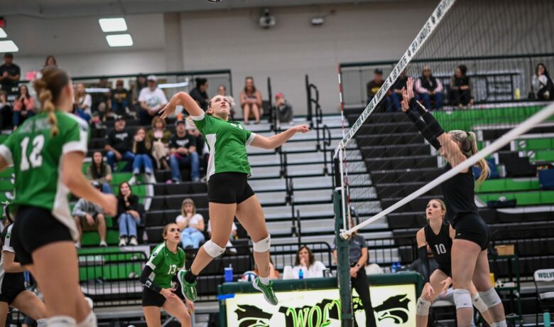 Green River Starts Strong Under Dewey, Rock Springs Shows Fight in Rood’s debut