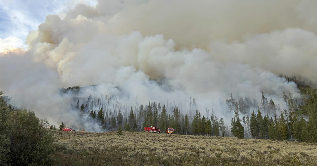 Dollar Lake Fire Grows to More Than 13,000 Acres