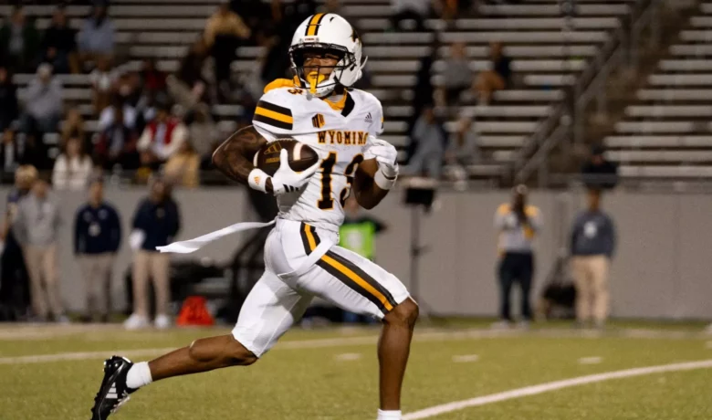 Durr Jr. Shines as Cowboys Blank Akron in Shutout