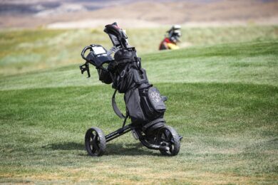 Local Golf Teams Begin New Season