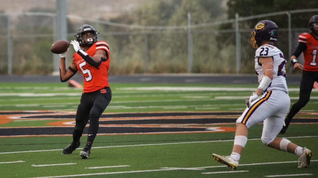 James Piles Up Over 200 Yards of Offense, but Tigers Fall to Laramie