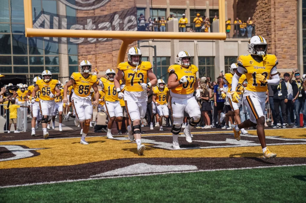 Cowboys Look to Stay Unbeaten as No. 20 Utah Visits Laramie
