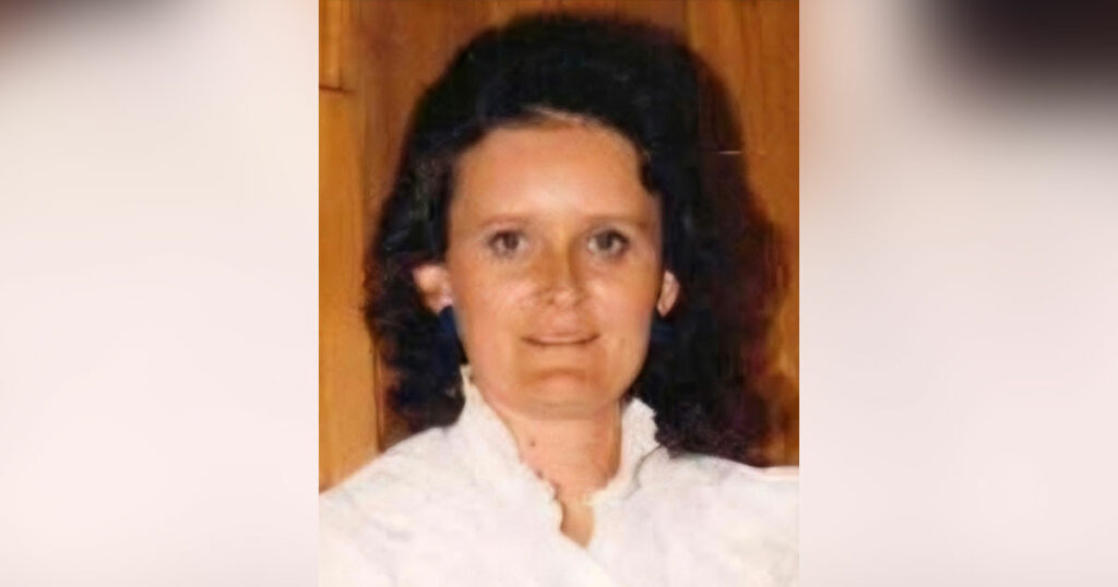 Terri Sue (Lake) Turnwall (March 8, 1953 – September 27, 2025)