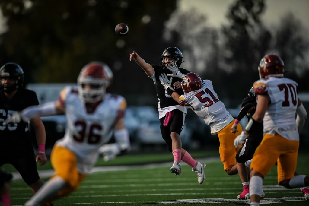 Star Valley Rolls Past Green River in Regular-Season Finale
