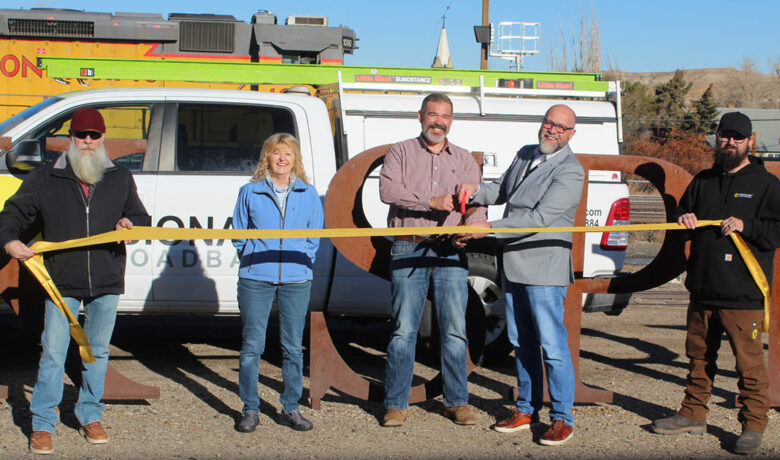 Company Celebrates 5-Gigabit Internet Project Completion