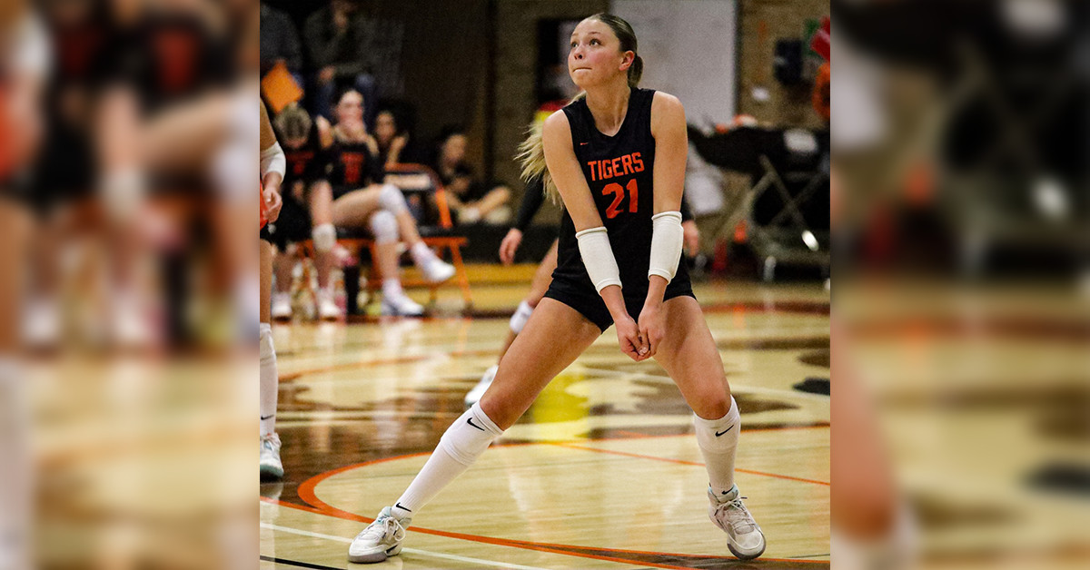 Local Volleyball Teams Test Themselves at Border Wars