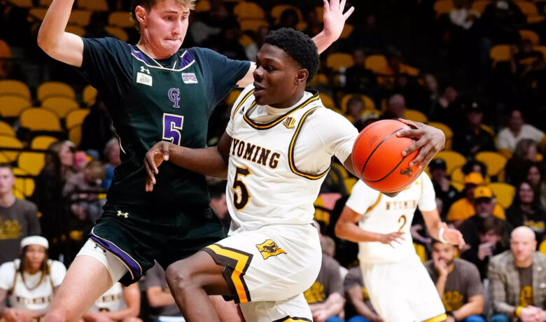 Cowboys Open Season Hosting Northern State