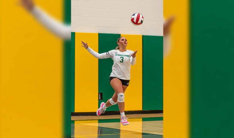 Two Farson-Eden Seniors Named to 1A All-Conference Volleyball Team