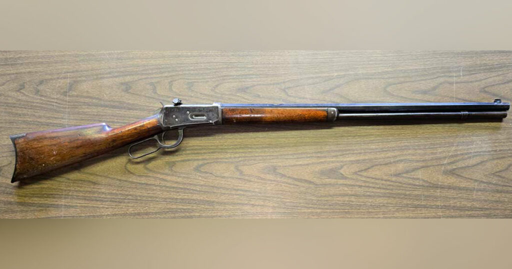 ヴィンテージマン Museum Researches Unique 130-Year-Old Model 1894 Rifle - SweetwaterNOW