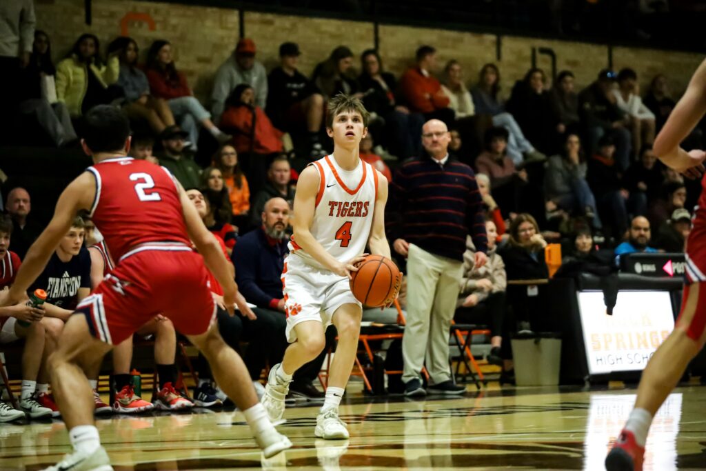 Tigers, Wolves Head to Casper Before Rivalry Clash