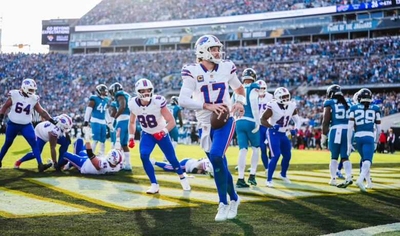 Pokes in the Playoffs: Allen and Wingard Battled in Wild Card