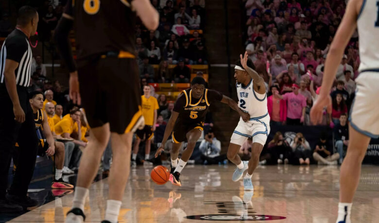 Wyoming Falls at Utah State as Cowgirls Rally Past Fresno State
