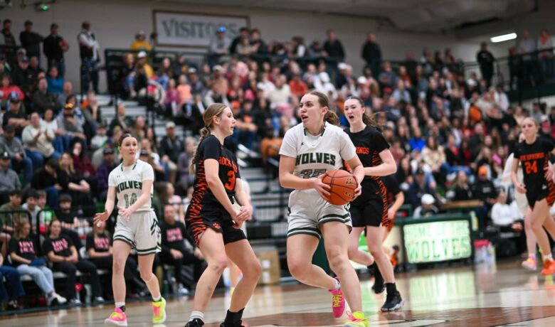 Wolves Sweep Tigers on Love Local Night, $27,061 Raised for Community