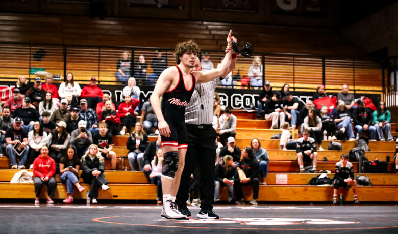 Six Champions Power Mustangs to 9th Straight District Title