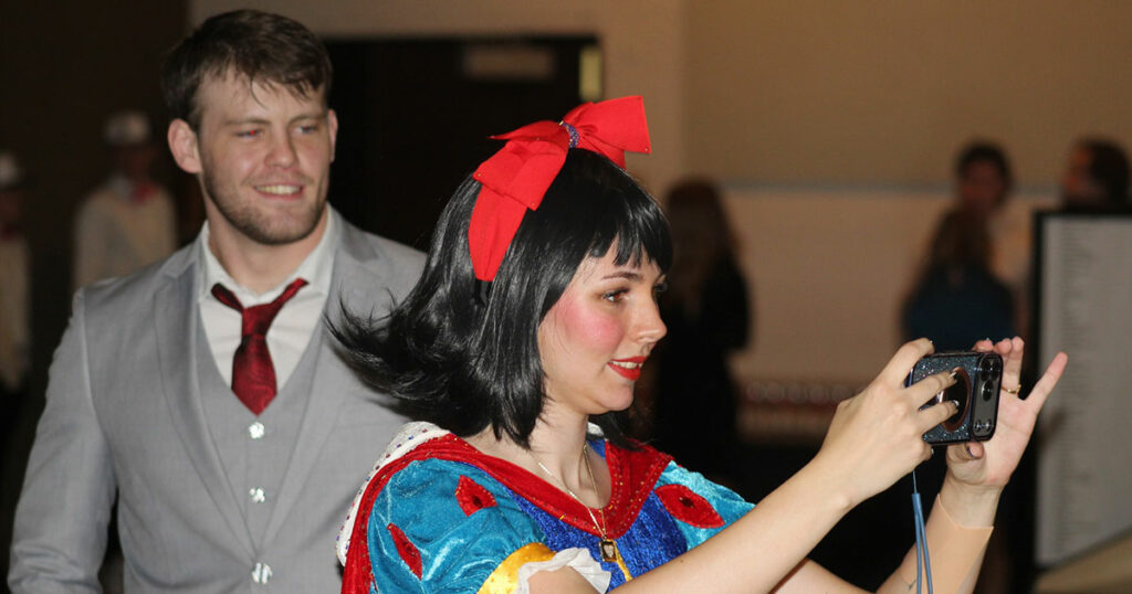 Foundation Raises $201,000 During Red Tie Gala