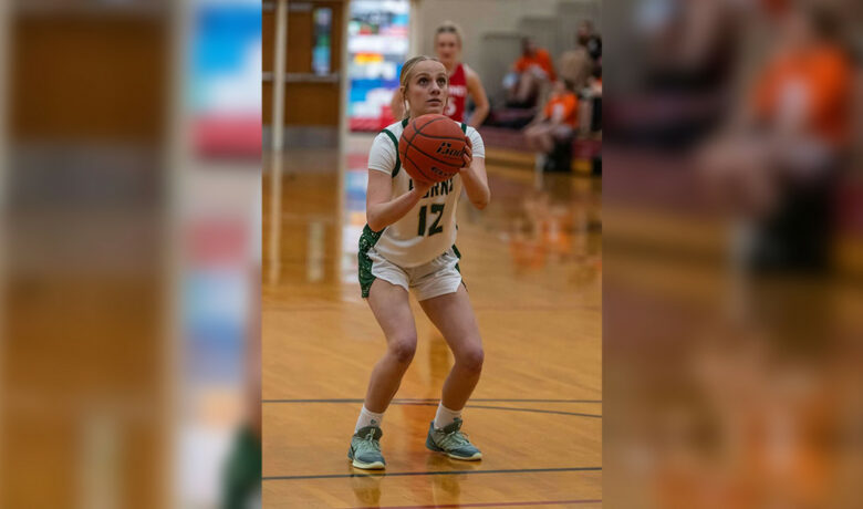 Farson-Eden Splits Conference Road Games at Encampment, Saratoga