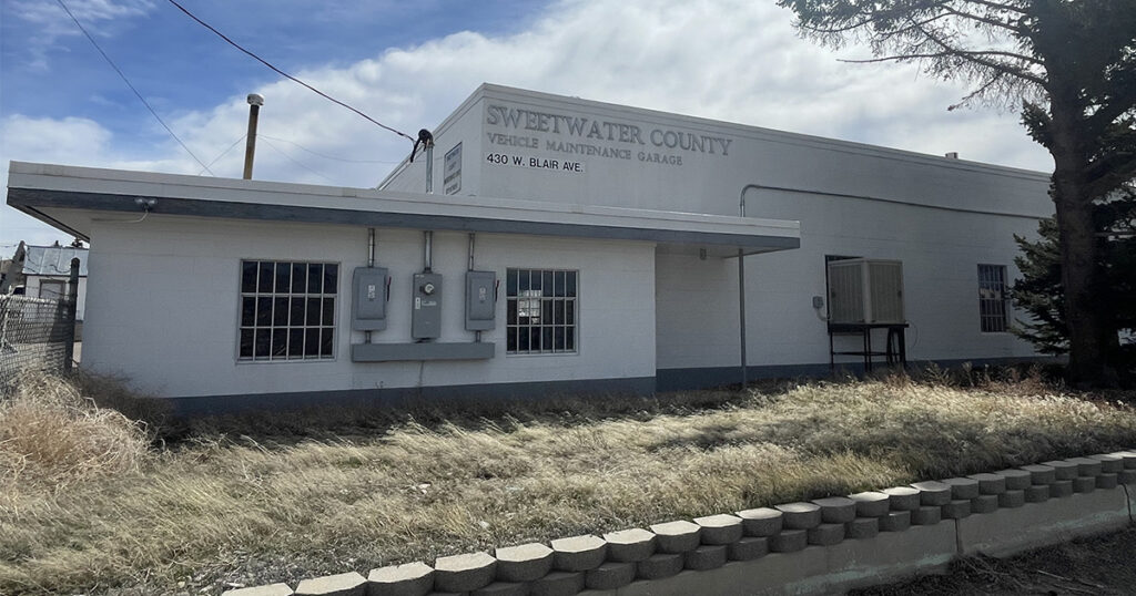 County Approves Public Records Request Resolution, Sells Property