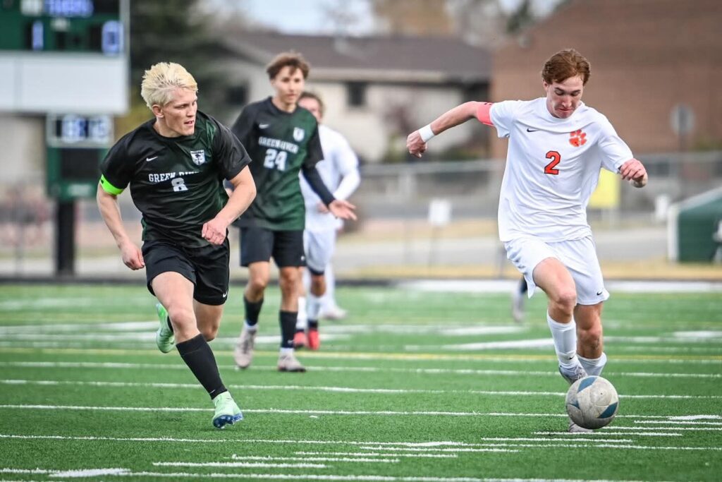 Wolves Remain Unbeaten as Rivalry Games go to Green River