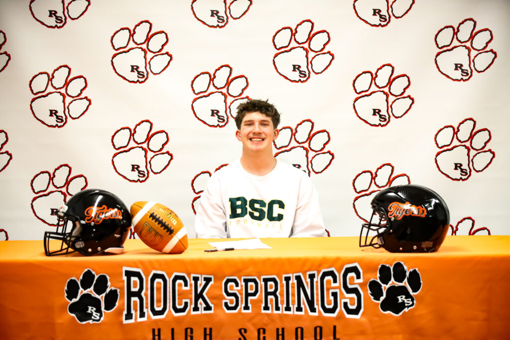 Henderson Signs with BSC for Football