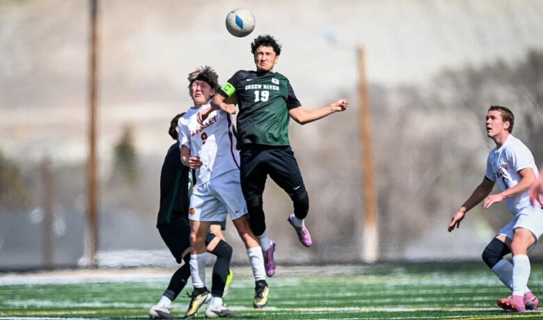 Wolves Hit the Road for Rematch With Star Valley