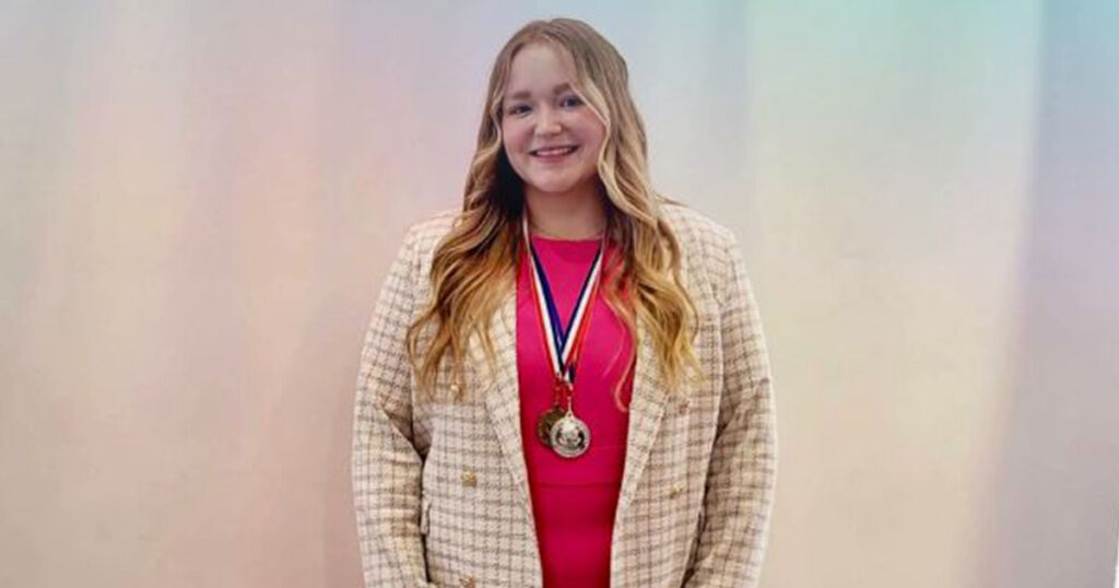 Western Student Earns Congressional Gold Medal