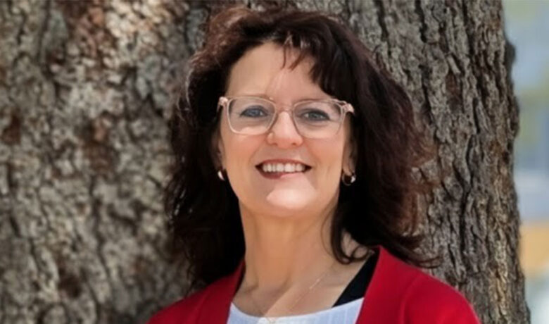 Chetterbock Announces Campaign for Clerk of District Court