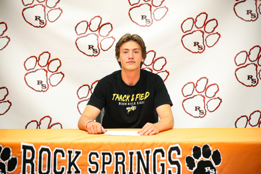 Pfeifer Signs With Black Hills State