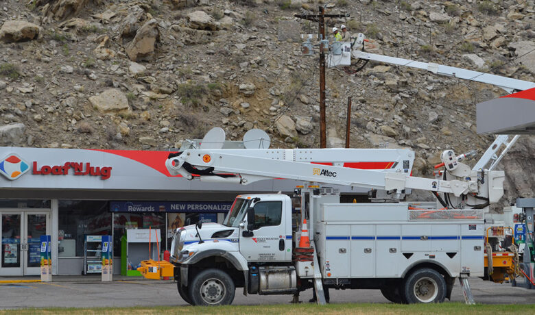 Power Outages Impact Thousands in Rock Springs