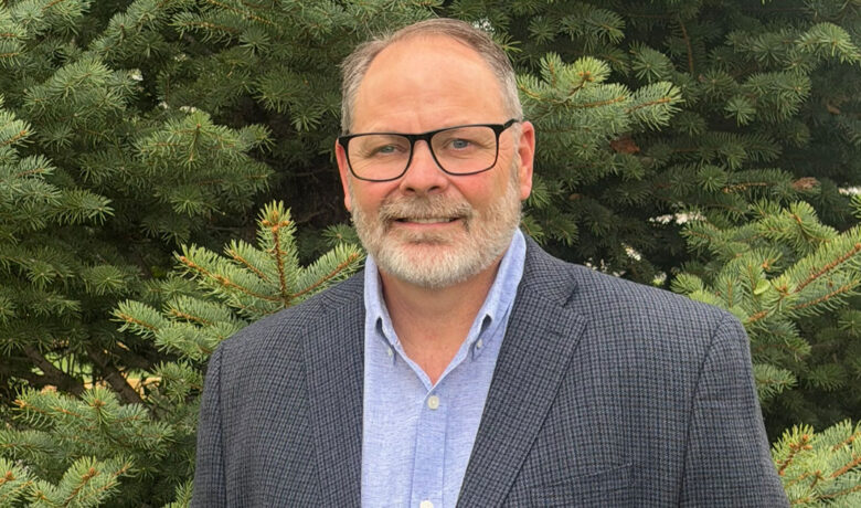 Sanders Announces Republican Bid for Coroner
