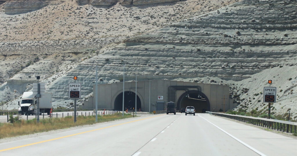 Green River Tunnels Fully Reopened