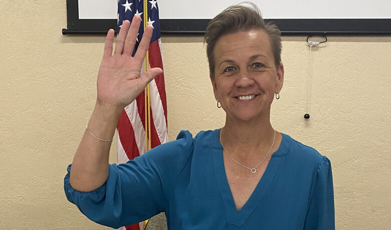 Memorial Hospital Trustees Elect Officers