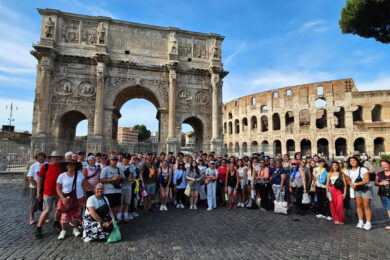 Green River Teacher Takes Students to D.C., New York, Italy and Greece