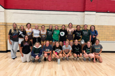 Local Wrestlers Sweep Cheyenne Dual Tournament