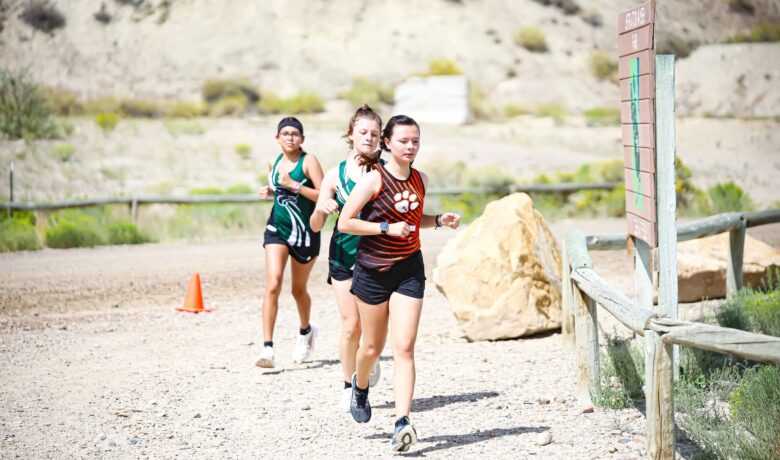 Rock Springs Sweeps Green River Cross Country Meet