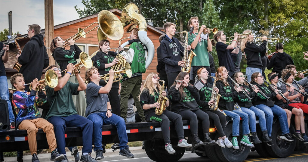 Homecoming Parade Rolls Through Green River Tonight