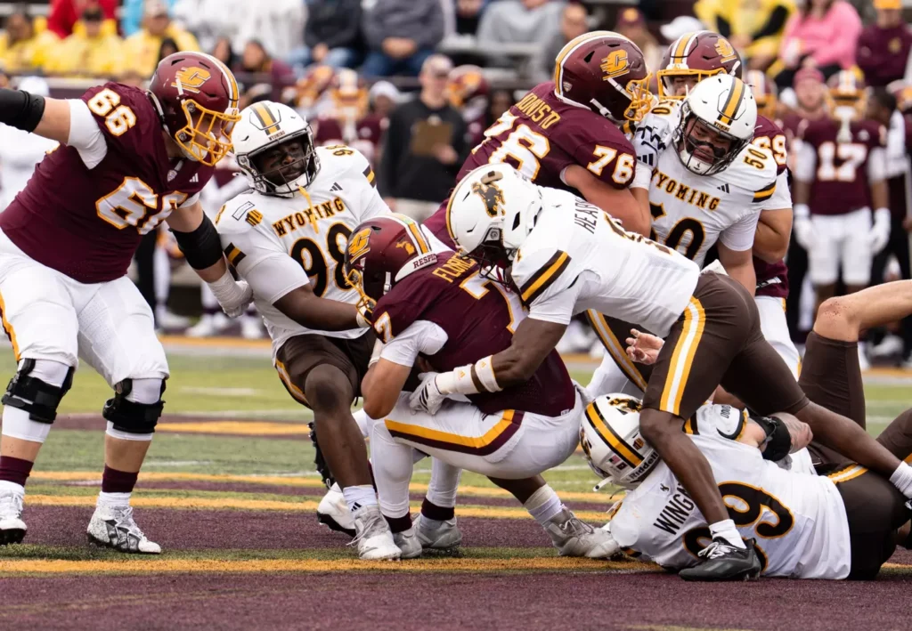 Slow Start Sinks Cowboys at Central Michigan