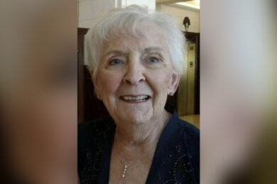 Mary Jo Kershisnik (July 20, 1934 – October 4, 2026)