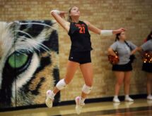 Rock Springs Homecoming Highlights Busy Volleyball Weekend