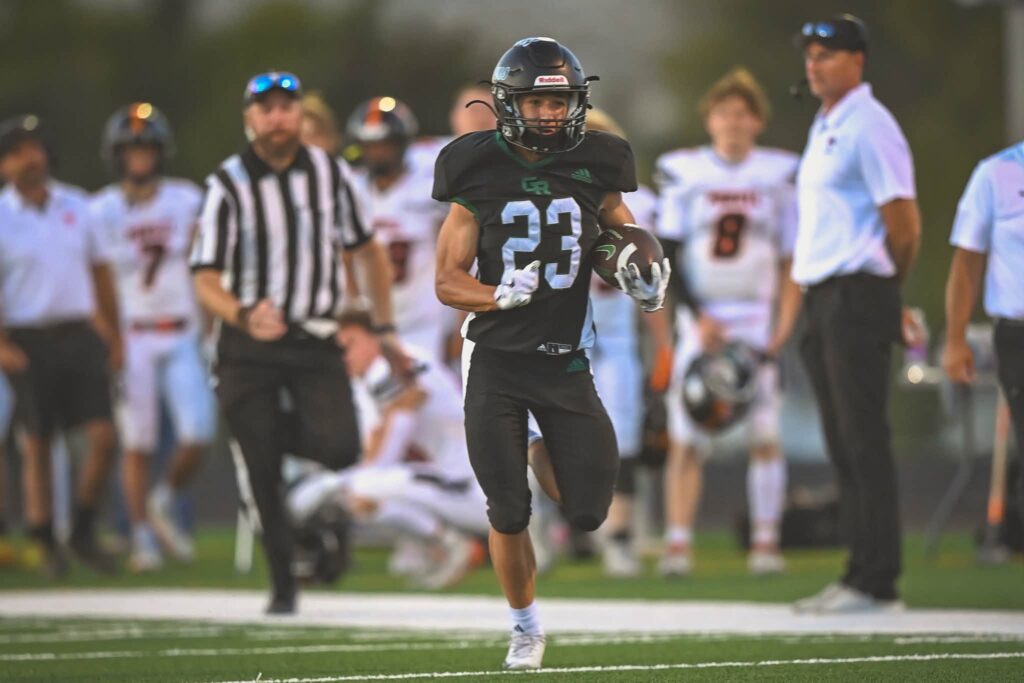 Wolves Earn First West Win at Homecoming