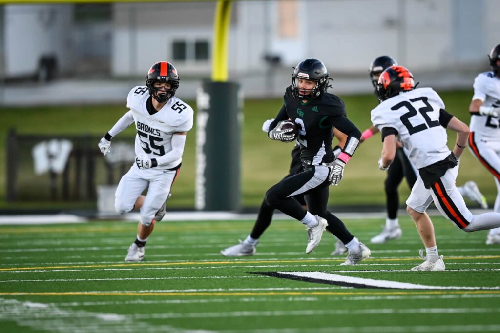 Wolves Fall to Jackson After Late Fourth-Quarter Surge