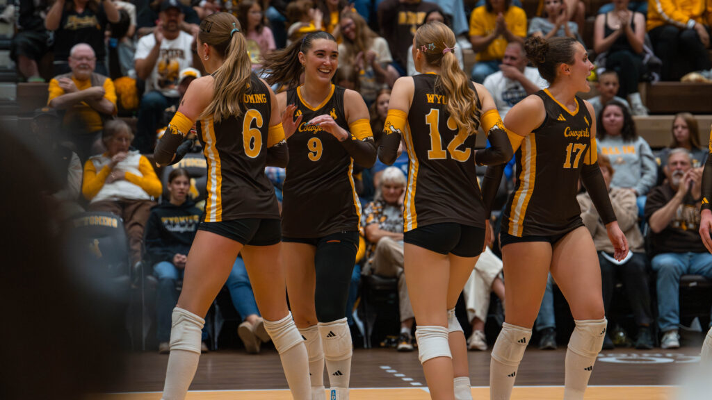 Cowgirls Travel to Nevada to Close Road Swing