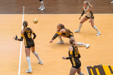 Cowgirls Battle Hawai’i in Two Tough Losses