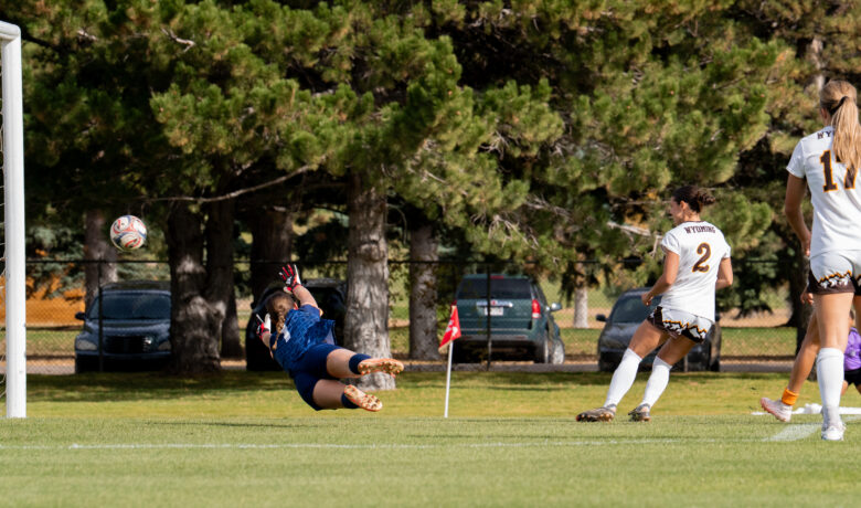 Wyoming Soccer Earns Draw, Shuts Out UTEP in Home Stand