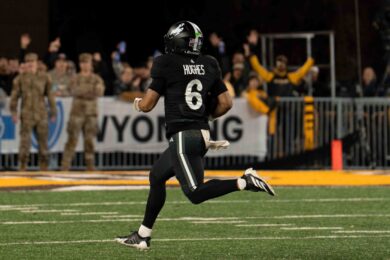 Cowboys Extend Win Streak With Victory Over Air Force